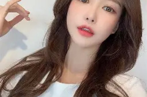 断更五个月首度发声！网红董赤赤坦言患上抑郁症遭导演恶意引导